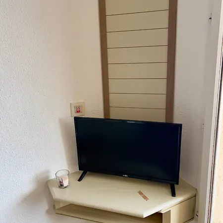 Apartment 4 Personnes Dans Golf De Valescure 2 *