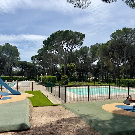 4 Personnes Dans Golf De Valescure 2 Apartment Saint-Raphael (Var)